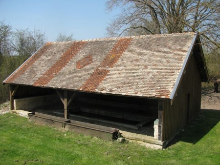 Lèzeville-lavoir 2 dans hameau Harméville