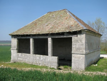 Thonance les Moulins-lavoir 2 dans hameau Brouthières