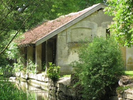 Demange aux Eaux-lavoir 1