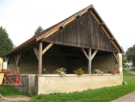 Saint Malo en Donziois-lavoir 2 dans hameau Le Beauchot