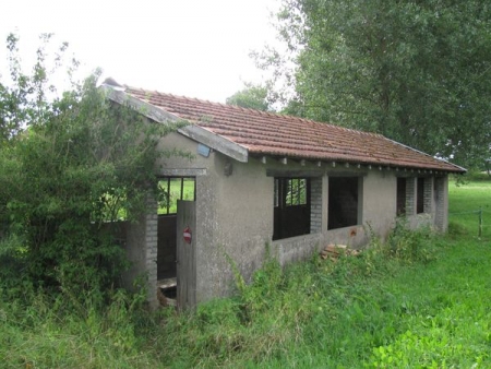 Beausite-lavoir 2 dans hameau Beauzée sur Aire