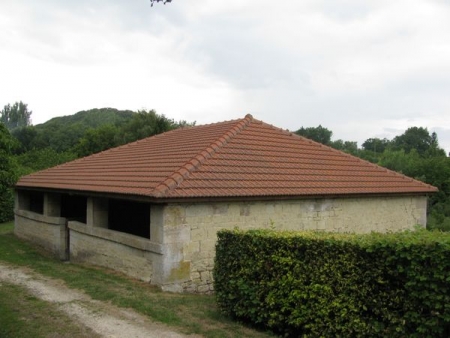 Clermont en Argonne-lavoir 1 dans le bourg