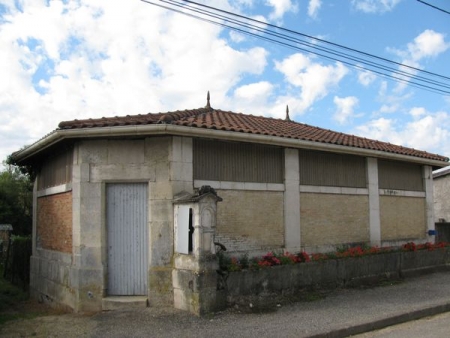 Landrecourt Lempire-lavoir 1 dans le bourg