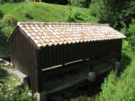 Rambluzin et Benoite-lavoir 2 dans le bourg