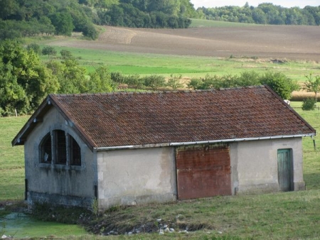 Sivry la Perche-lavoir 3