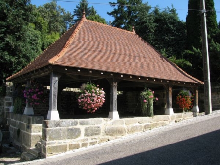 Fayl Billot-lavoir 2 dans le bourg