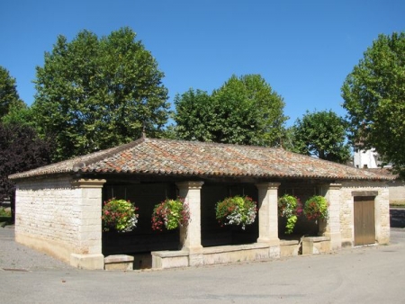 Chardonnay-lavoir 1 dans le bourg