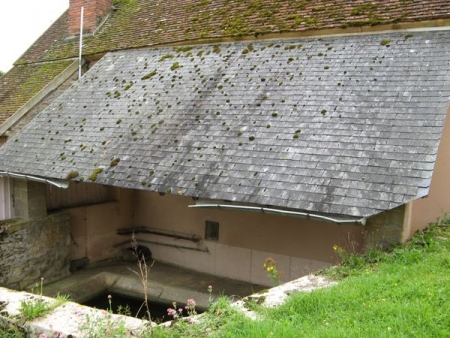 Lurcy le Bourg-lavoir 5 dans hameau  Pignault