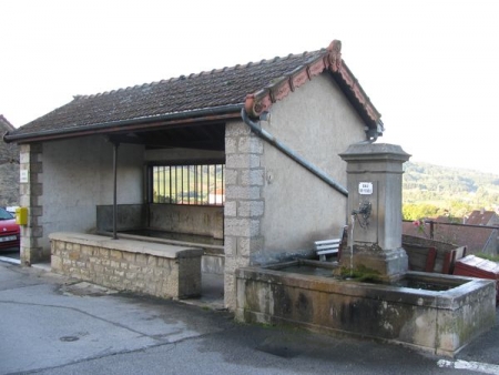 Perrigny-lavoir 1