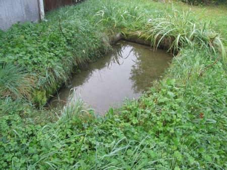 Anost-lavoir 3 dans hameau Les Bigeards