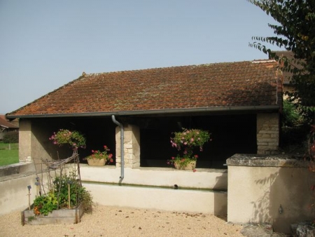 Chissey les Macon-lavoir 6 dans hameau Chazeux