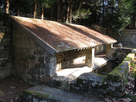 Fleury en Bière-lavoir 1