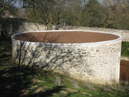 Saint Fargeau Ponthierry-lavoir 1 dans hameau Thilly
