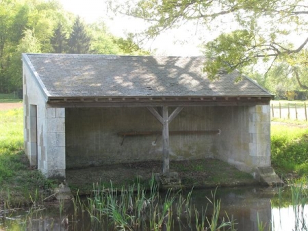 La Chapelle Saint André-lavoir 7 dans hameau Les Berthes