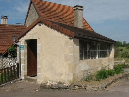 Aignay le Duc-lavoir 3