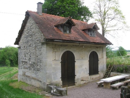 Fresnes-lavoir 2 dans hameau Morville