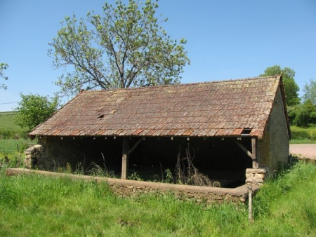 Ouroux sous le Bois Sainte Marie