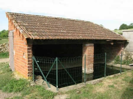 Sainte Foy-lavoir 3 dans hameau Hueurgues