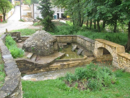 Chatillon d'Azergues-lavoir 2