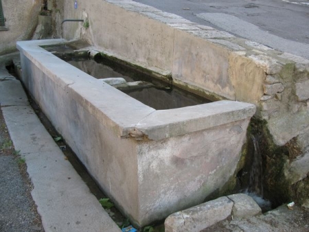 Carcés-lavoir 3