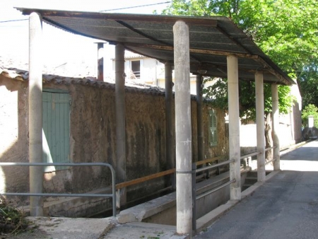 Varages-lavoir 1