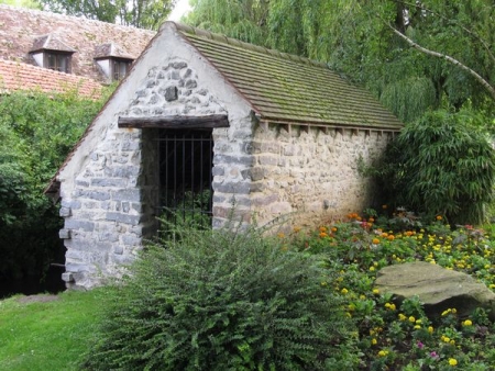 Etampes-lavoir 18