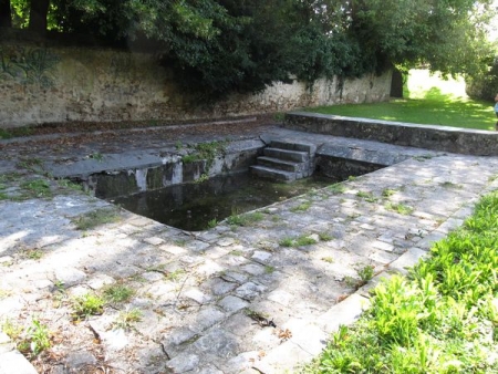 Briis sous Forges-lavoir 1
