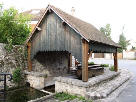 D'Huison Longueville