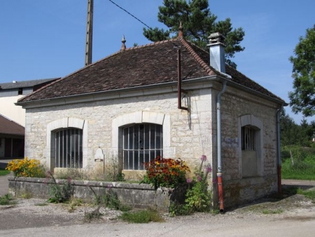 Andelot en Montagne-lavoir 1