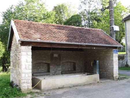 Port Lesney-lavoir 4