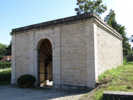 Magny les Aubigny