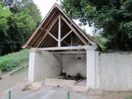 Bury-lavoir 2 dans  hameau Saint Claude