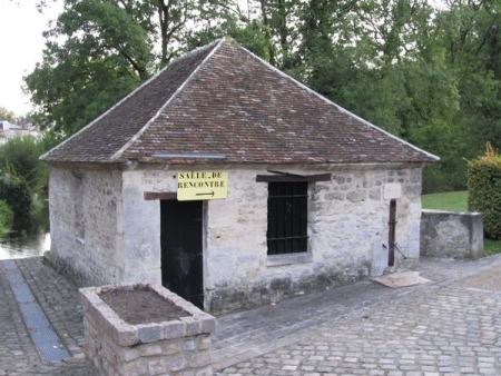 Pontarmé-lavoir 1
