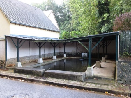 Les Mesnuls-lavoir 1