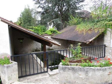 Orgeval-lavoir 1 dans le bourg