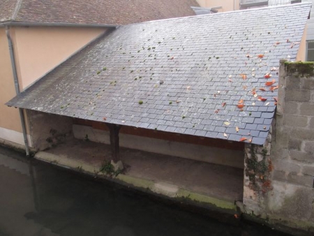 Cosne Cours sur Loire-lavoir 5 dans le bourg