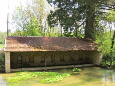 Cusey Percey-lavoir 3 dans hameau Percey sous Montormontier