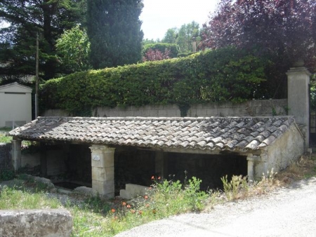 Cucuron-lavoir 5