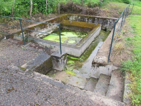 Morey-lavoir 2 dans hameau Fangey le Bas