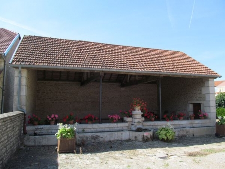 Perrusse-lavoir 2