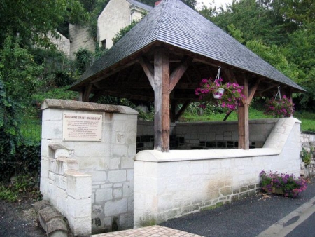 Fontevraud l'Abbaye en Maine et Loire-lavoir 2 par Patrice Coutaud