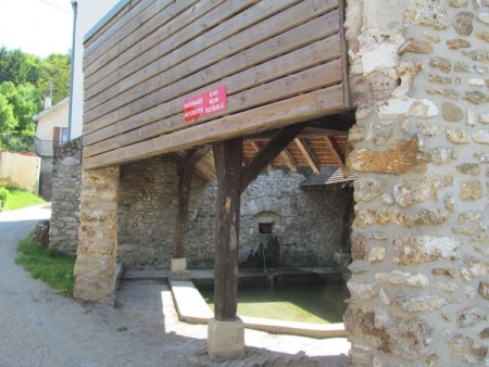 Mézières sur Seine-lavoir 4