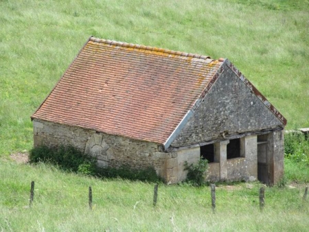 Chanceaux-lavoir 1 dans hameau Le Tertre