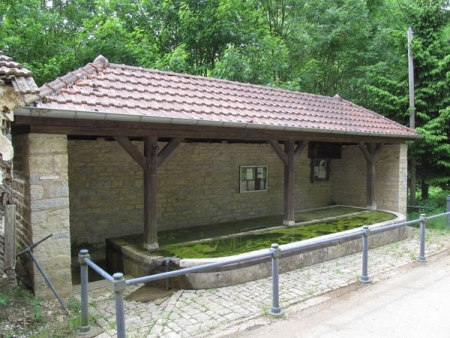 Glère-lavoir 3 dans hameau Le Fol