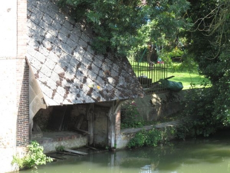 Maillebois-lavoir 4 dans hameau Blévy