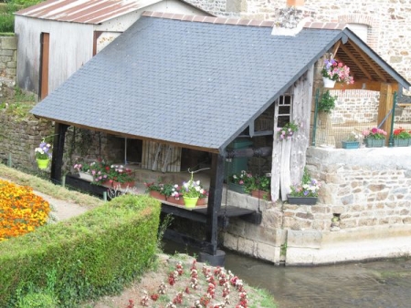 Gorron-lavoir 4