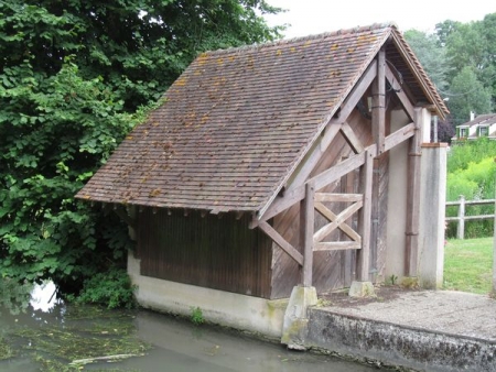 Levainville-lavoir 1 dans hameau Garnet