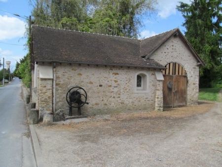 Lumigny Nesles Ormeaux-lavoir 5 dans le hameau Nesles