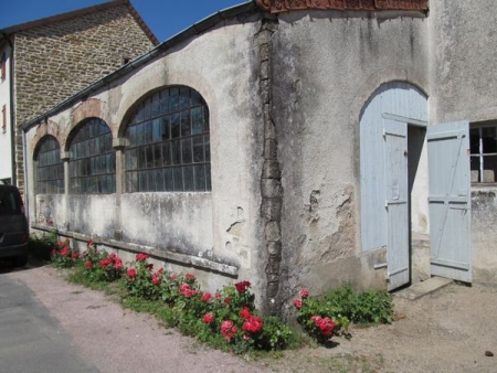 Joncy-lavoir 1 dans le bourg