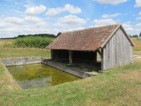 Rouvres les Bois